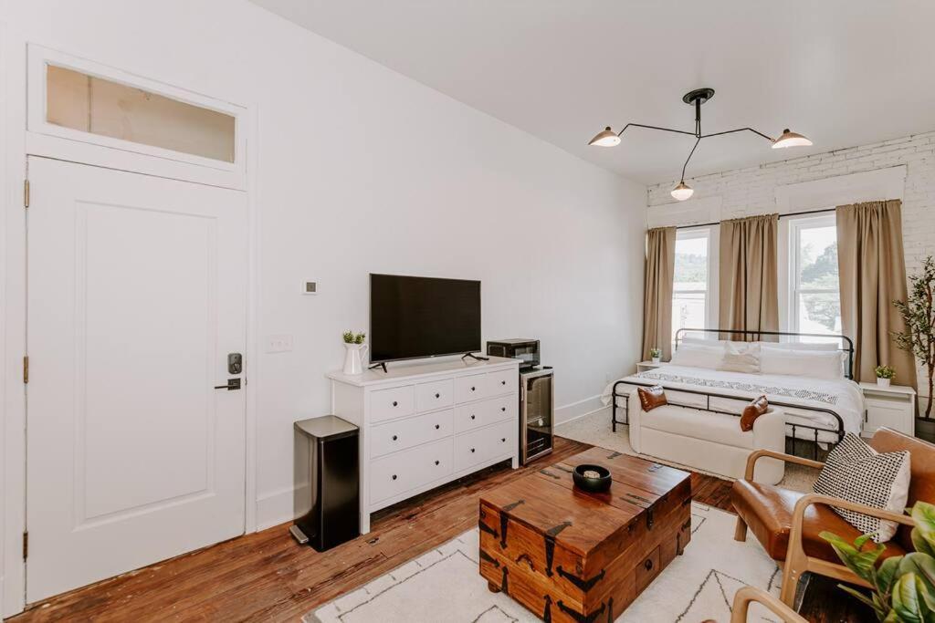 East Main Lofts - Farmhouse 204 Madison Zewnętrze zdjęcie